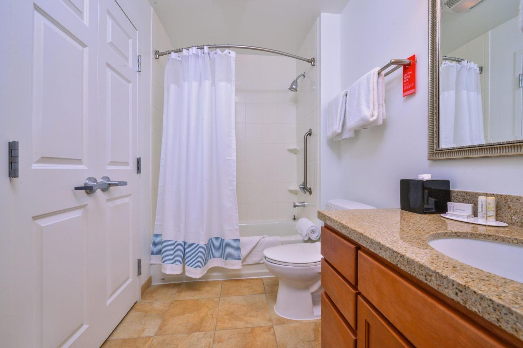 Towneplace Suites Thousand Oaks Ventura County Bagian luar foto