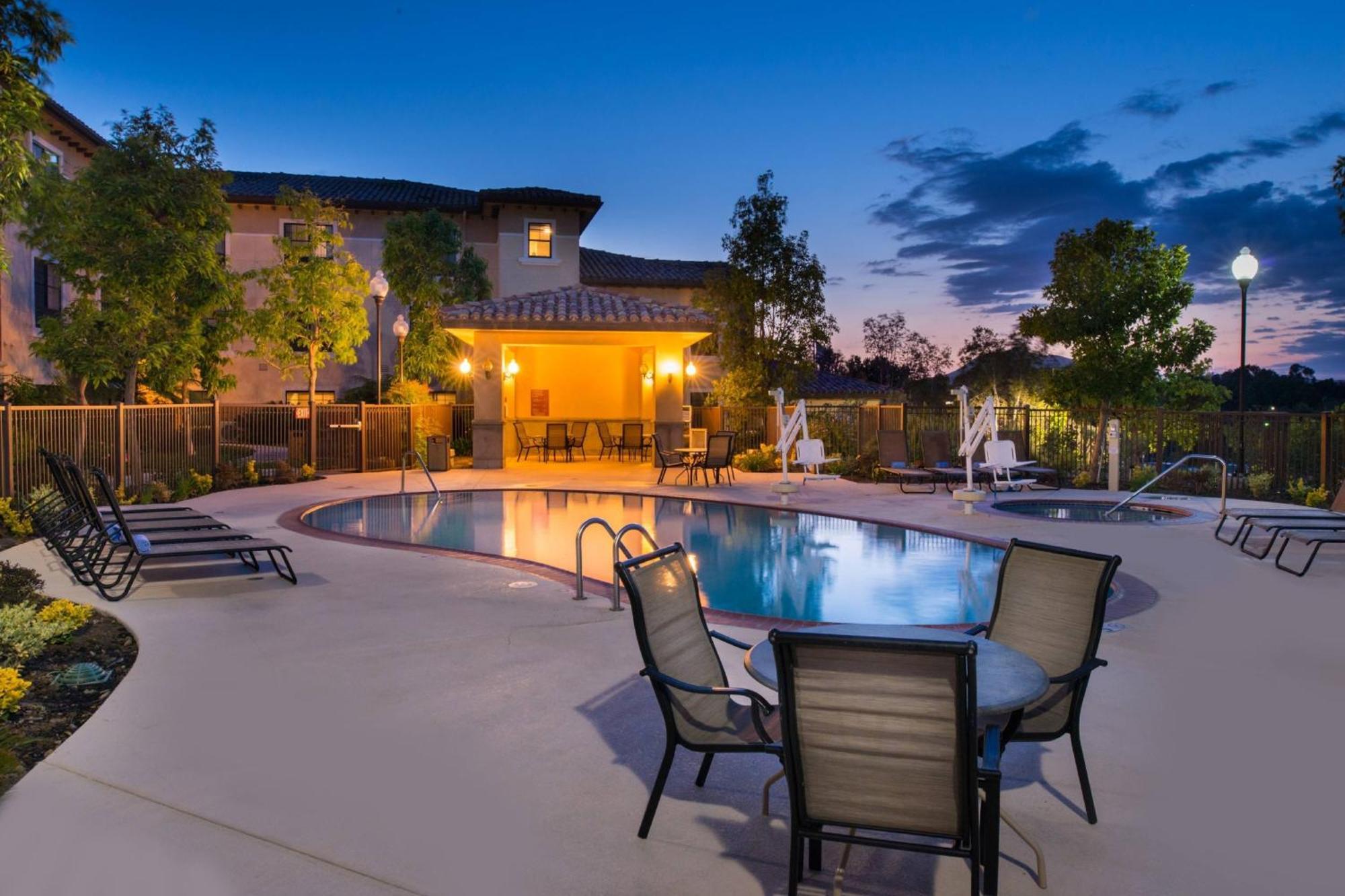 Towneplace Suites Thousand Oaks Ventura County Bagian luar foto